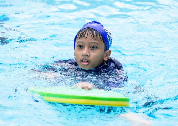 How Swimmers Use the 80/20 Rule to Train More Efficiently