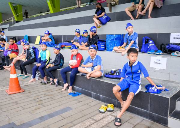 The Best Pools in Singapore for Adult Swim Lessons Today